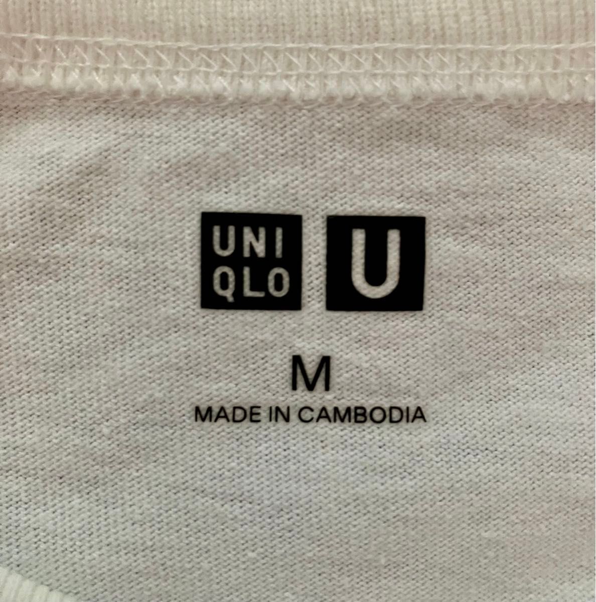 白なのに透けない・体の線をひろわないから気にならない　アメリカンコットンTシャツ　ユニクロ  U UNIQLO U UT