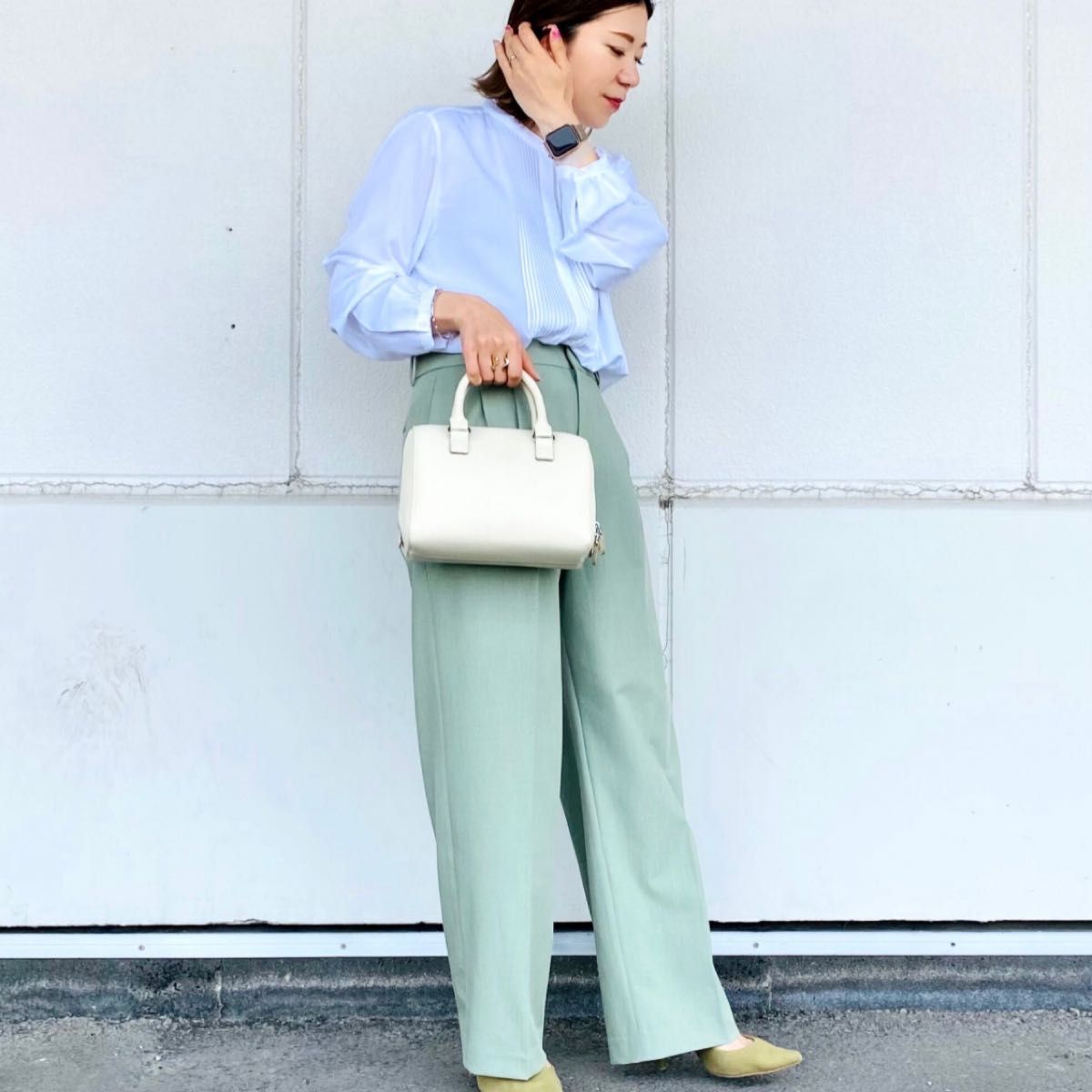 UNIQLOタックワイドパンツ/ツータック丈64cm グリーンLサイズ UNIQLOタックワイドパンツ/ツータック丈64cm グリーンLサイズ
