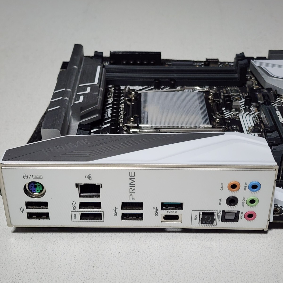 ASUS PRIME X299-A II IOパネル一体型 LGA2066 ATXマザーボード 最新Bios 動作確認済 PCパーツ_画像3