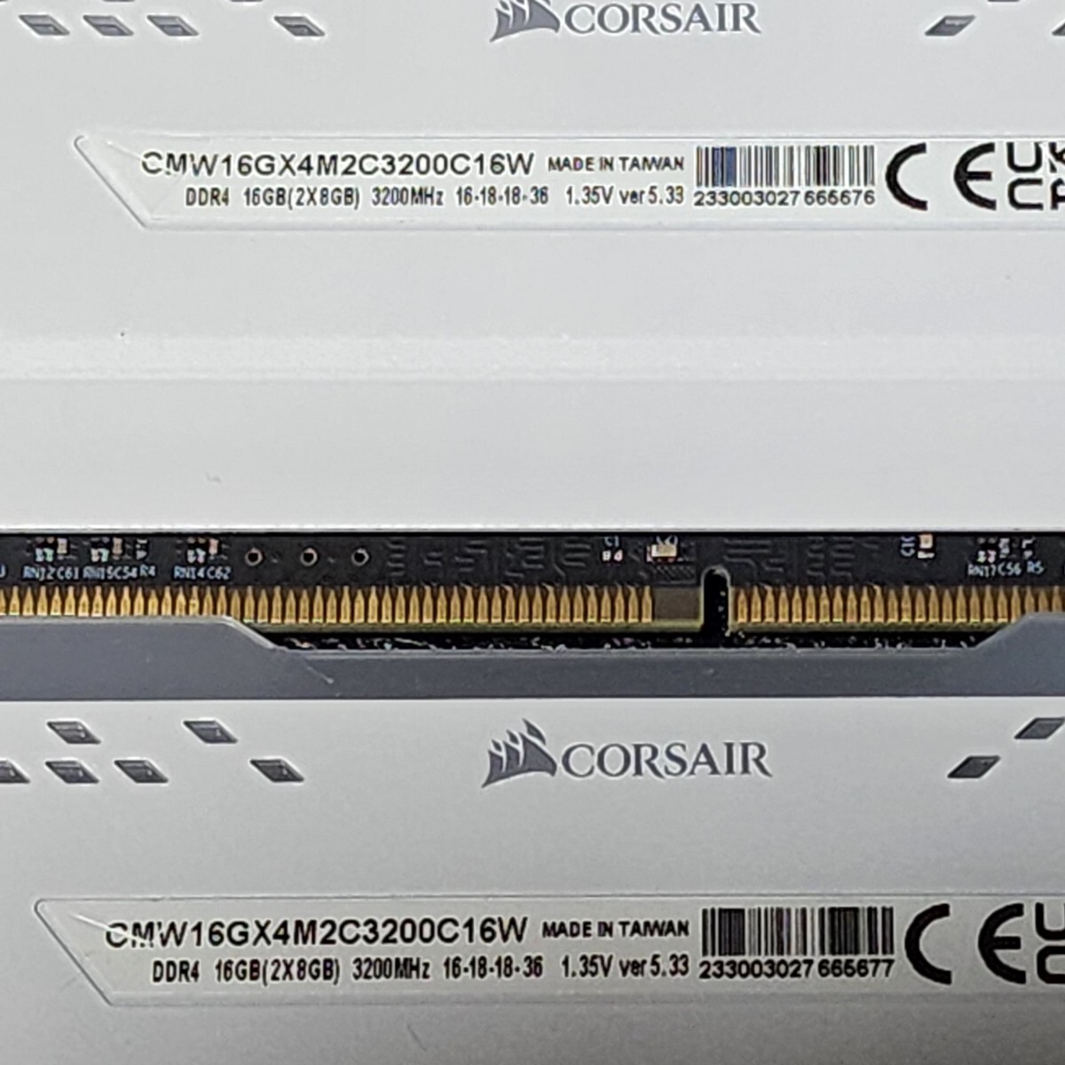 CORSAIR VENGEANCE RGB PRO DDR4-3200MHz 16GB (8GB×2枚キット) CMW16GX4M2C3200C16W 動作確認済み デスクトップ用 PCメモリ (4)