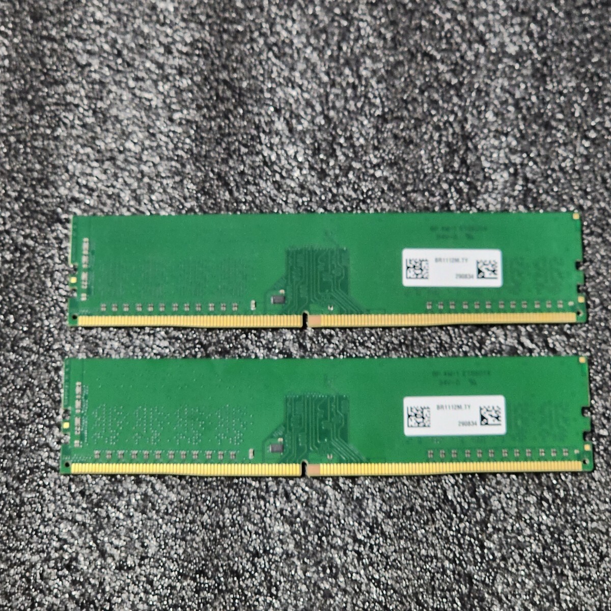 CRUCIAL DDR4-2133MHz 8GB (4GB×2枚キット) CT4G4DFS8213.M8FA 動作確認済み デスクトップ用 PCメモリ の画像3