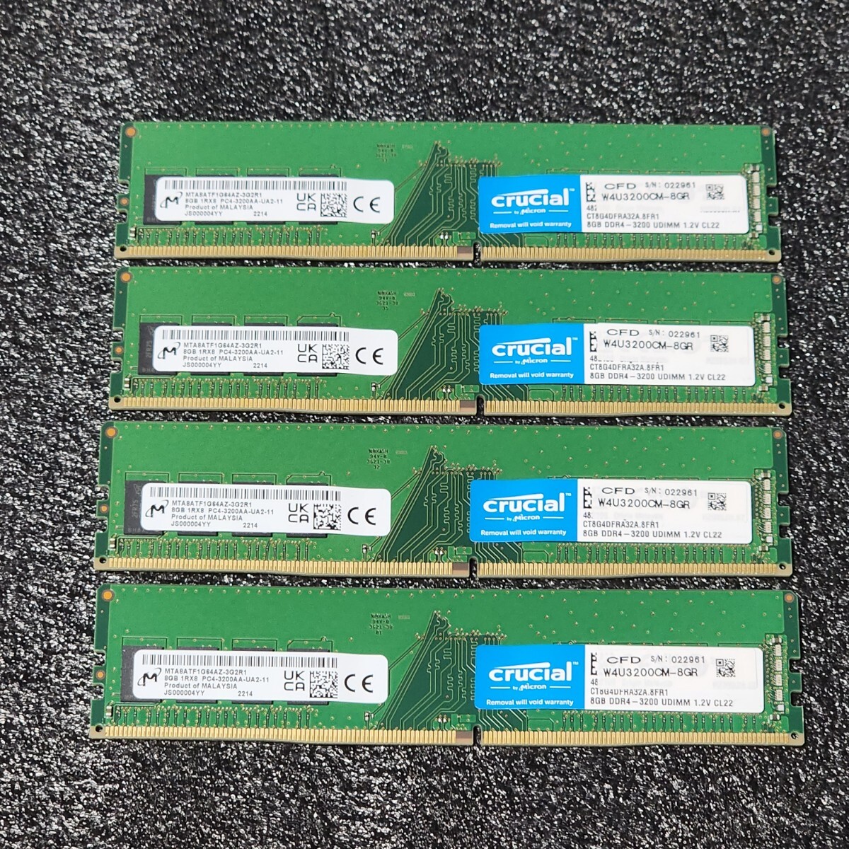 Micron CRUCIAL DDR4-3200MHz 32GB (8GB×4枚キット) MTA8ATF1G64AZ-3G2R1 動作確認済み デスクトップ用 PCメモリ の画像1