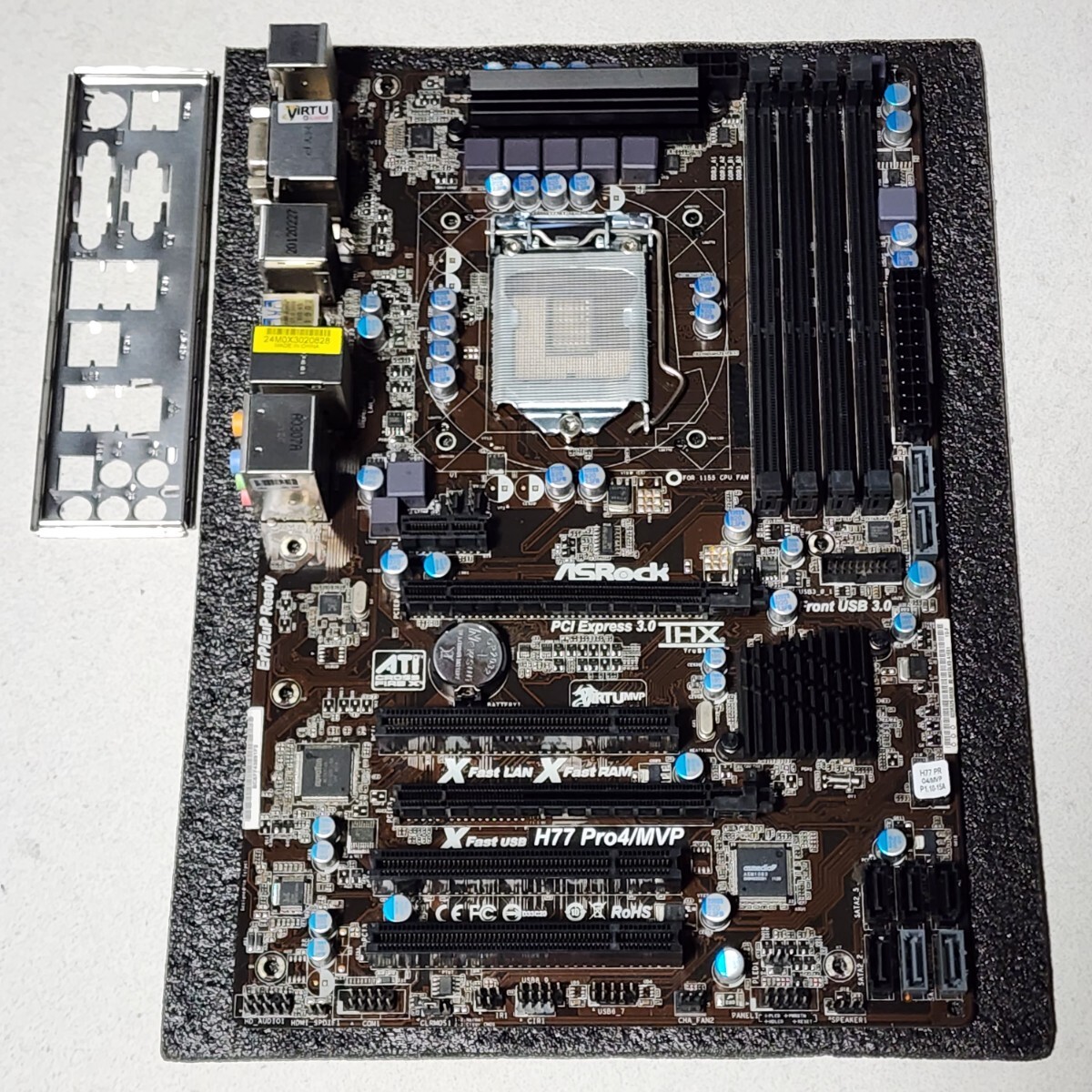 ASRock H77 Pro4/MVP LGA1155 ATXマザーボード ジャンク品 PCパーツの画像1