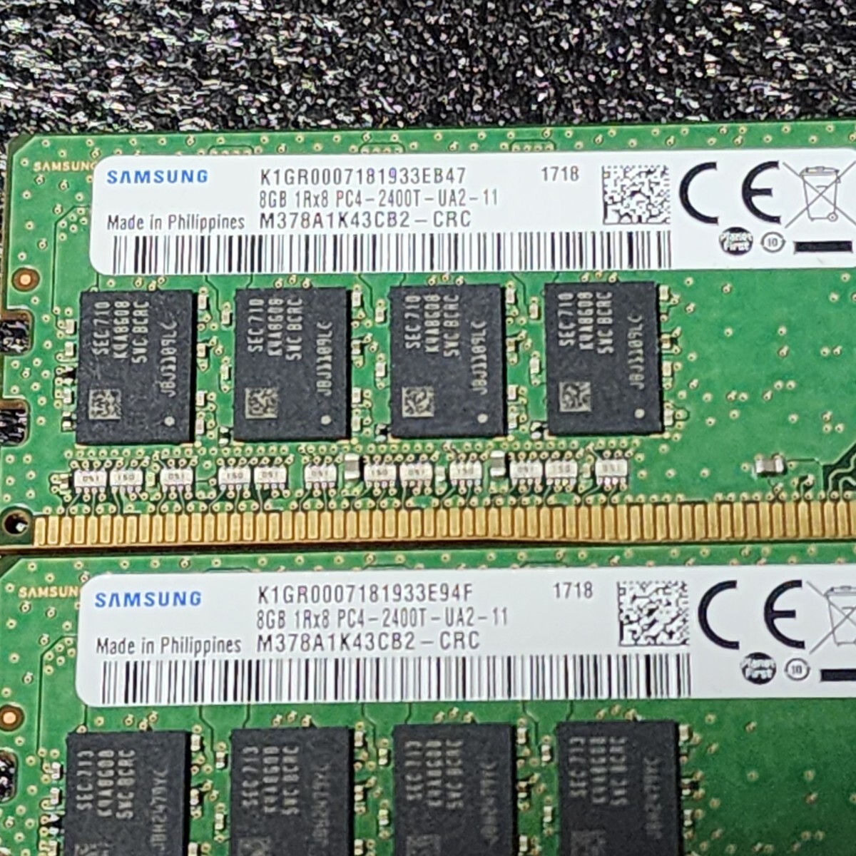 SAMSUNG DDR4-2400MHz 16GB (8GB×2枚キット) M378A1K43CB2-CRC 動作確認済み デスクトップ用 PCメモリ (2)