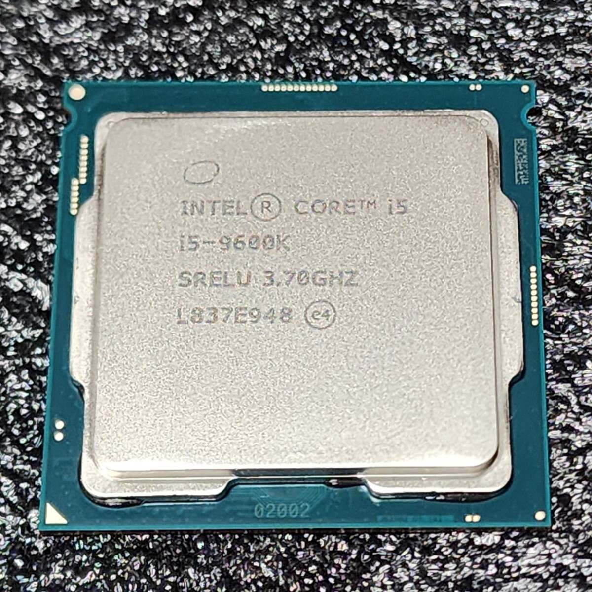 CPU Intel Core i5 9600K 3.7GHz 6コア6スレッド CoffeeLake PCパーツ インテル 動作確認済みの画像1
