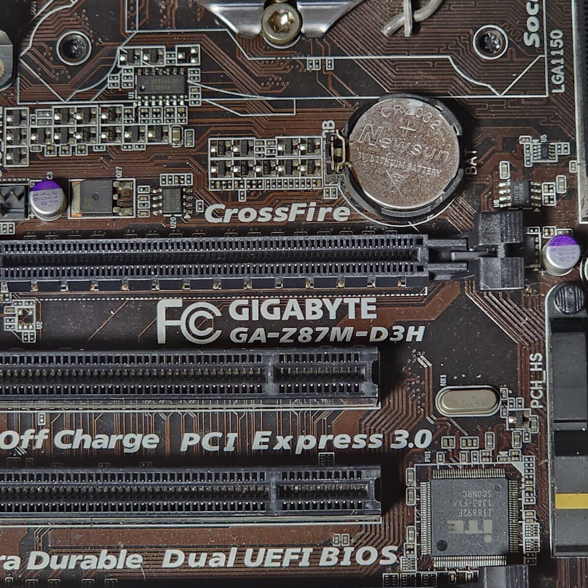 GIGABYTE GA-Z87M-D3H IOパネル付属 LGA1150 MicroATXマザーボード 第4世代CPU対応 最新Bios 動作確認済み PCパーツの画像2