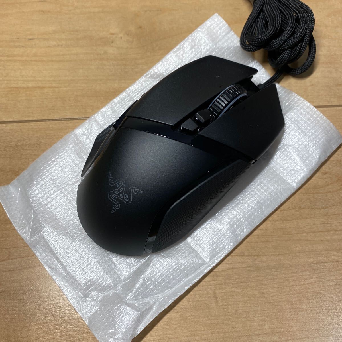 極上品 Razer BASILISK V3 RZ01-04000100-R3M1 ゲーミングマウス 有線 RGB バジリスク レイザー _画像2