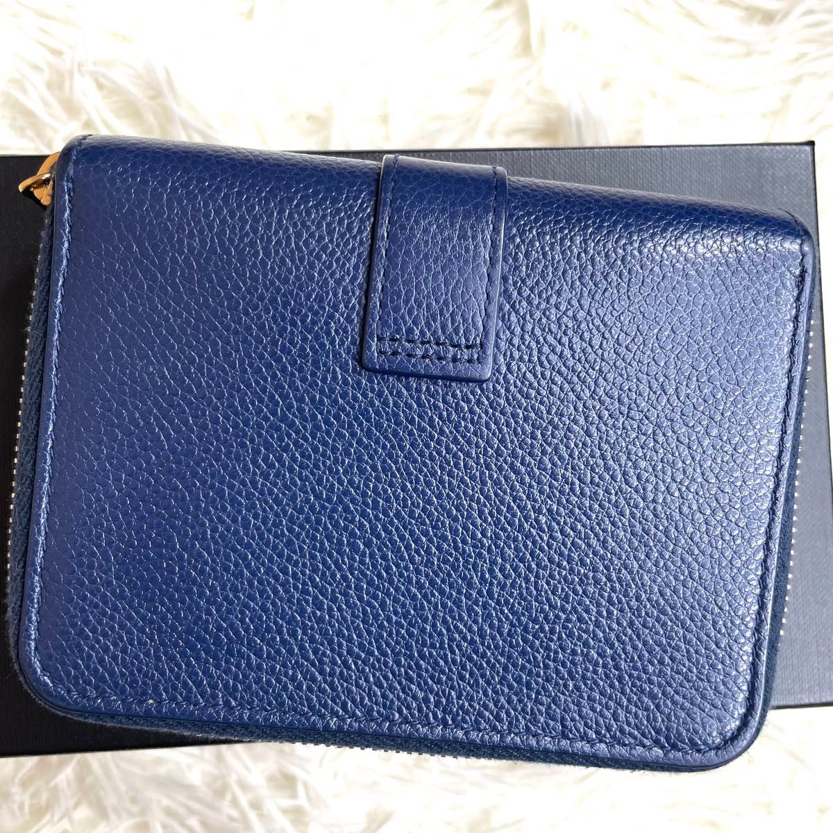 極美品 付属品完備 / YSL サンローラン YSLラインラージジップウォレット 二つ折り財布 ブルー 670285