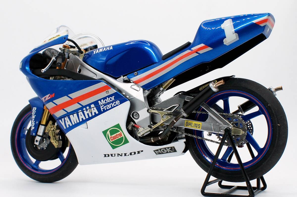 1/12 TAMIYA Tamiya 1994 YAMAHA Yamaha TZ250M. рисовое поле ..#1 Rider:Tetsuya Harada покрашен конечный продукт 