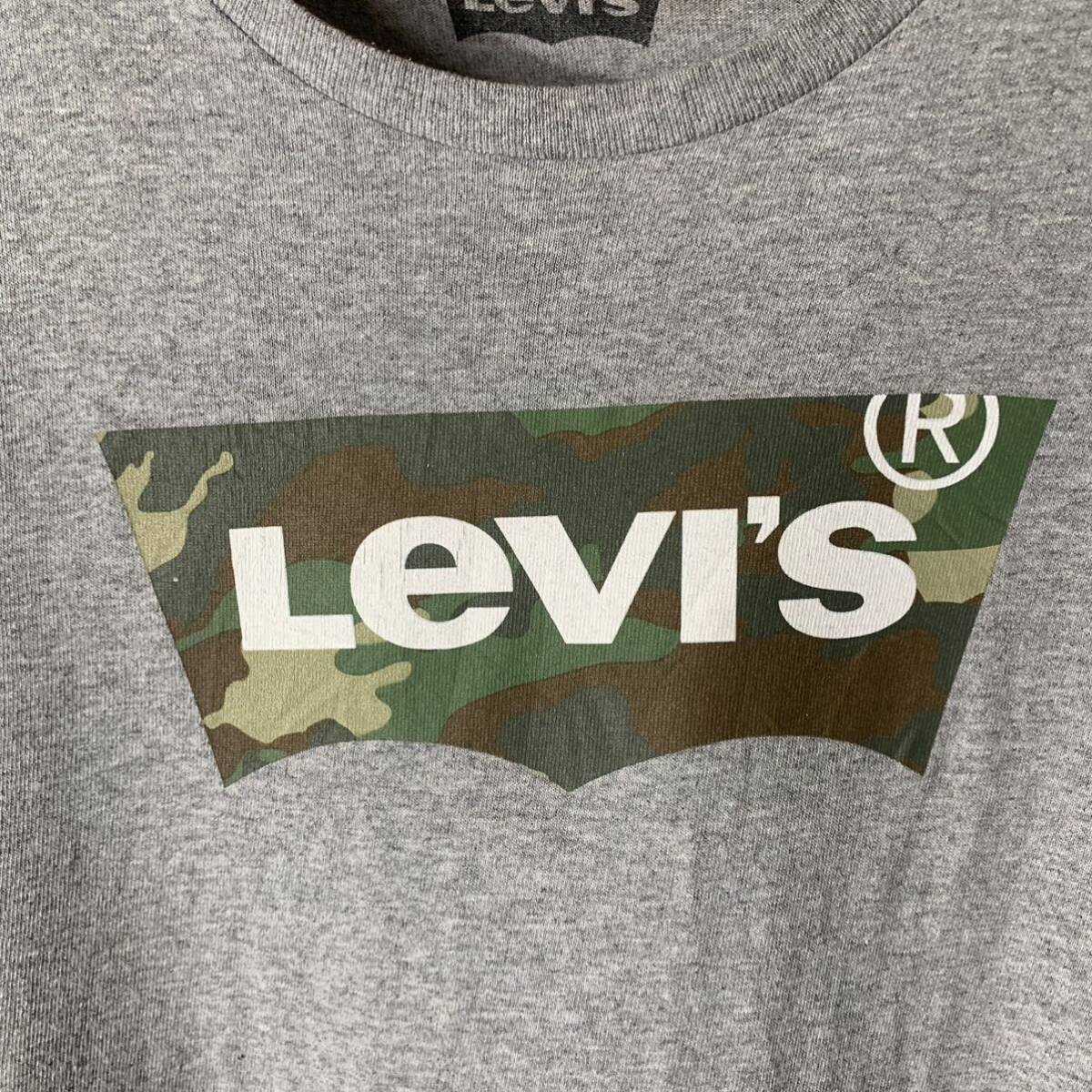 Levi's リーバイス 迷彩 ロゴ プリント Tシャツ 半袖 古着 グレー 半袖Tシャツ ヴィンテージ の画像4