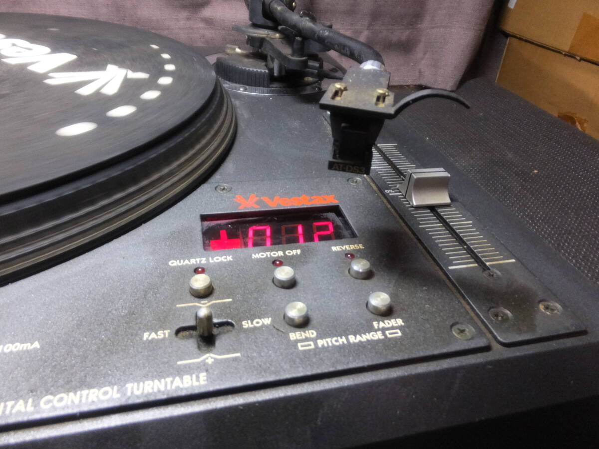 通電確認済み！Vestax PDX-d3 レコードプレーヤー ターンテーブルその２！ベスタクス 音響 DJ機器 テクノハウスヒップホップ好きに！の画像4