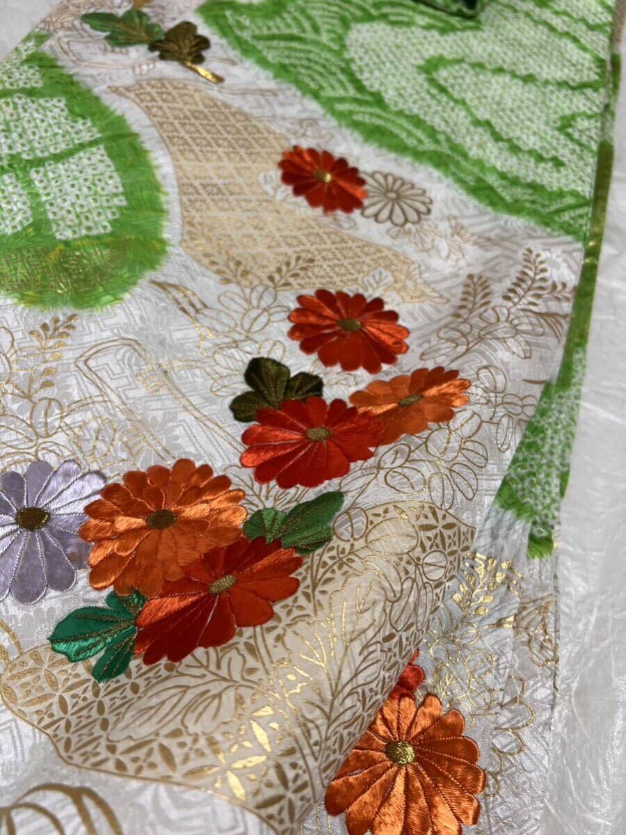 豪華 晴着 振袖 華 菊 刺繍 金彩 絞り 正絹 礼装 和装 祝着 着丈167cm きものの画像3