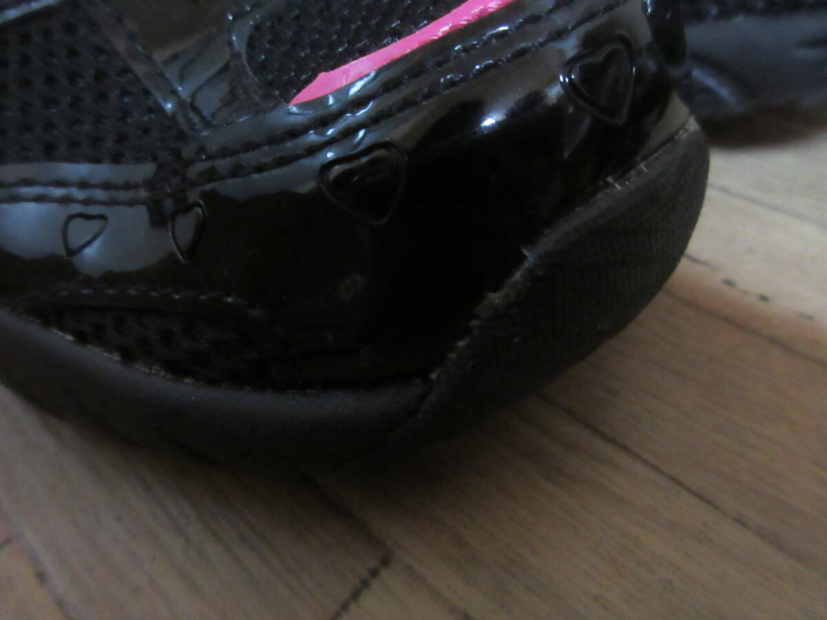 ④ для девочки спортивные туфли чёрный земля . розовый, лиловый 3 пар комплект 23.,23.5.
