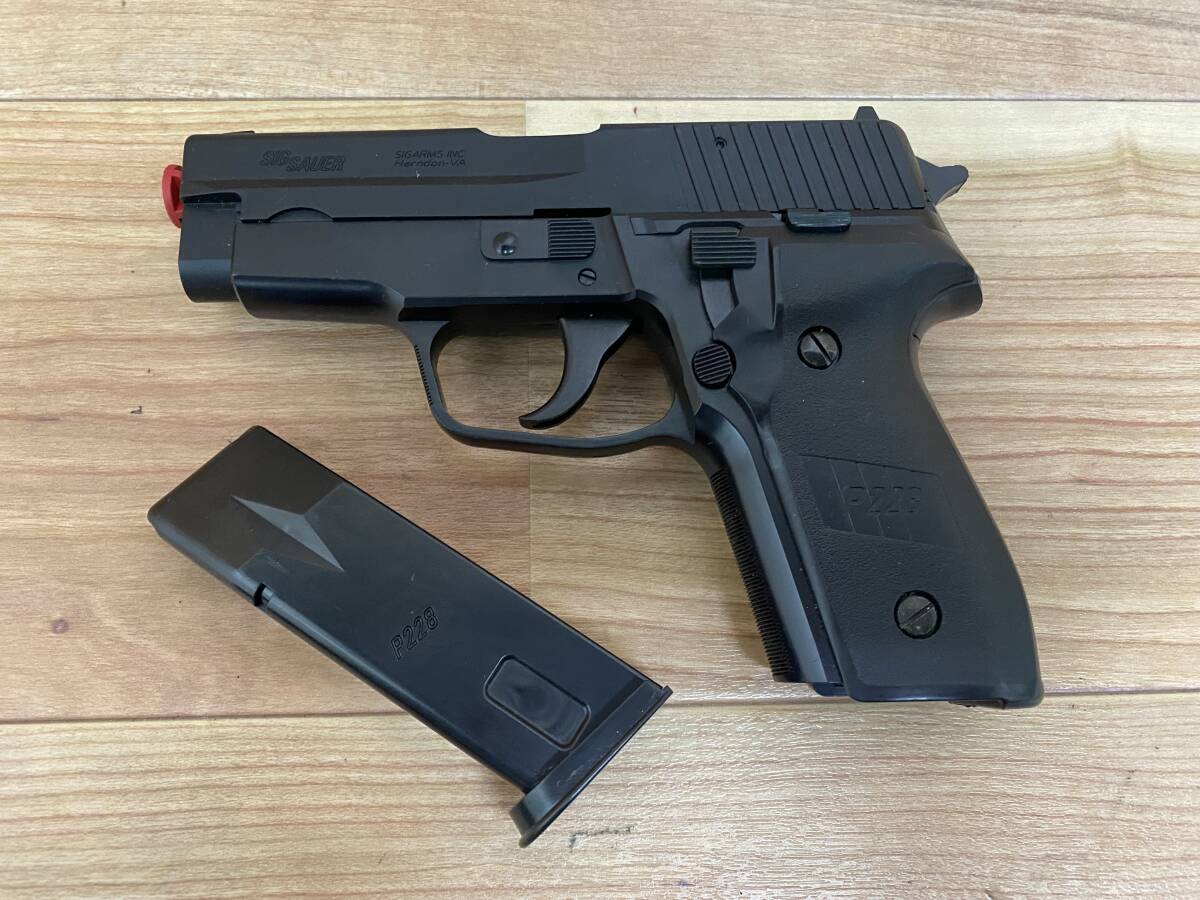  ７１ マルシン ピエトロベレッタ MOD.92F　シグザウエル P228 クーガー M8000 他 東京マルイ イマイ など エアガン まとめて_画像4