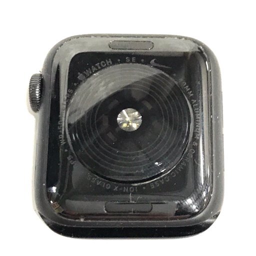 1円 Apple Watch Nike SE 40mm GPSモデル MKQ33J/A A2351 スペースグレイ スマートウォッチ 本体の画像3
