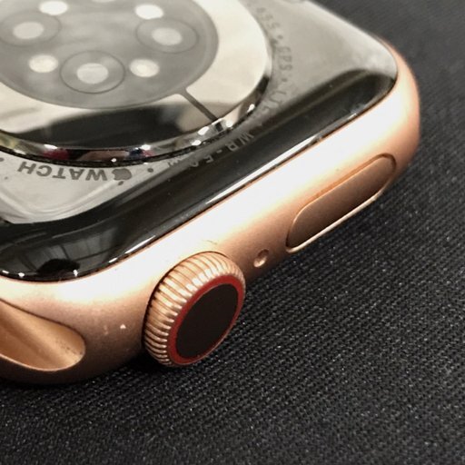 1円 Apple Watch Series6 40mm GPS+Cellularモデル M0DP3J/A A2375 ゴールド スマートウォッチ 本体の画像4