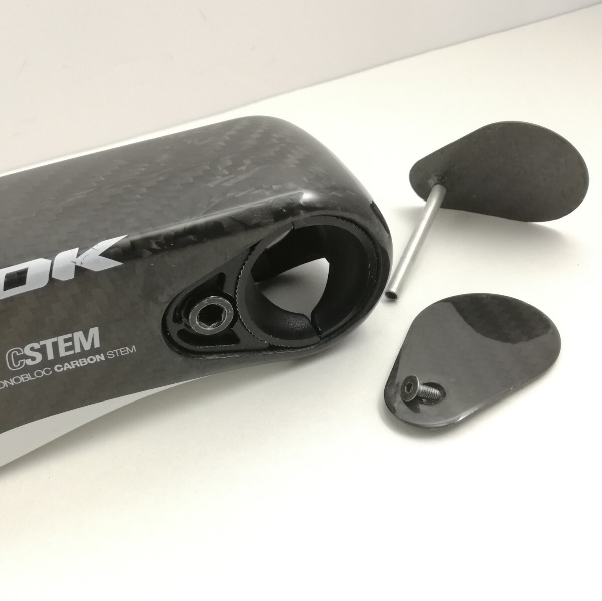Yahoo!オークション - LOOK C-STEM 90mm カーボン ステム 695 Yahoo!オークション - LOOK C-STEM 90mm カーボン ステム 695