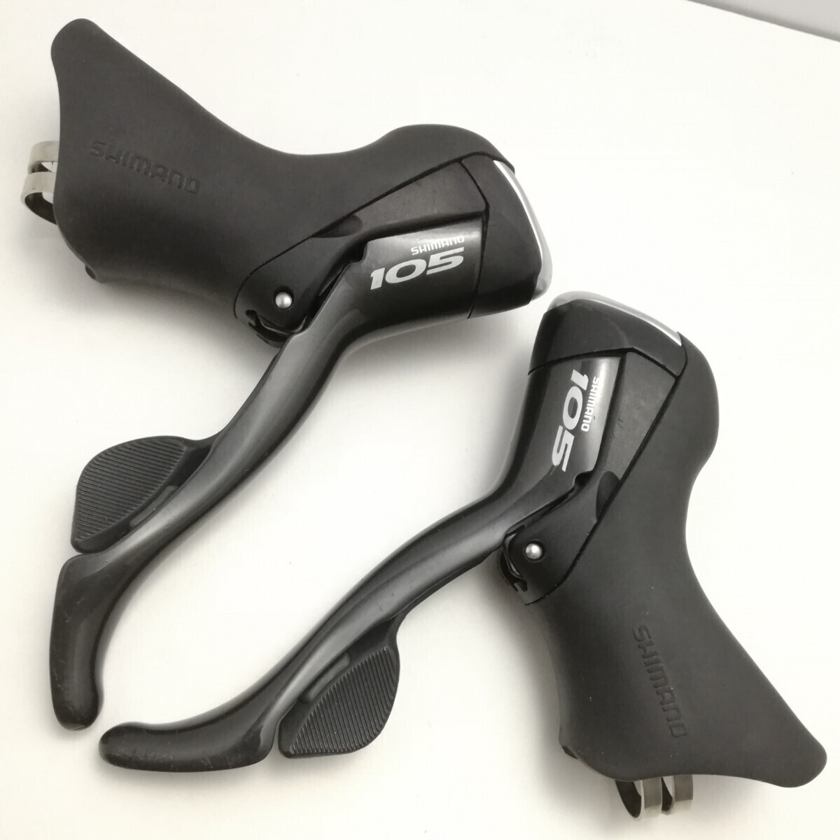 シマノST-5600STレバー左右 ST-5600 3x10S トリプル シマノ SHIMANO 105 STIレバー 左右