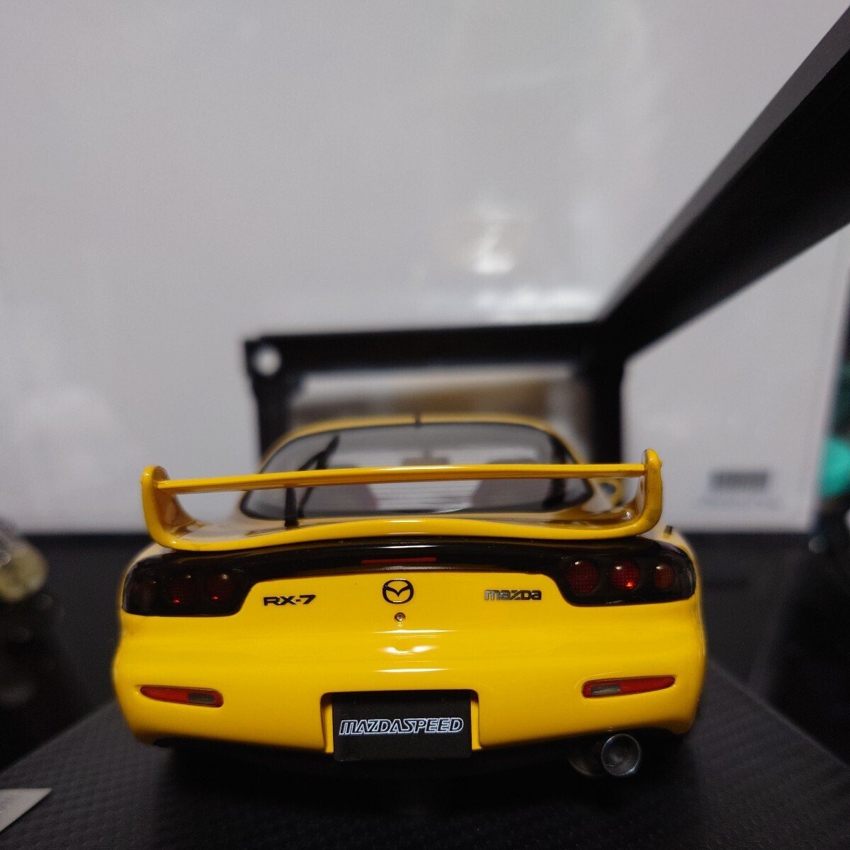 Mazda RX-7 （FD3S） Mazda Speed Aspec Yellow （Scale） （1/18スケール IG0294）_画像3