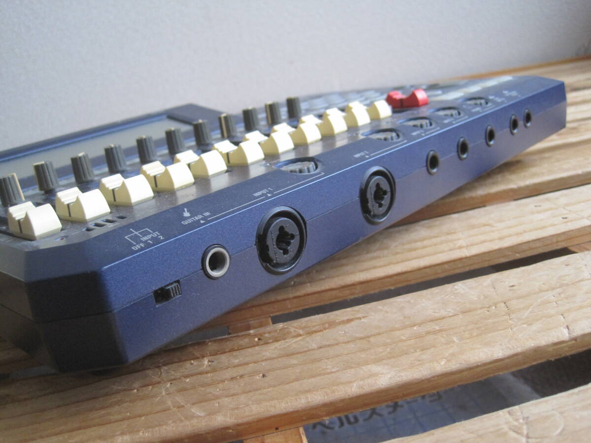 KORG(コルグ)D16 V2 Digital Recording Studio★デジタルレコーダー MTR マルチエフェクター内臓ミキサー 中古品 ジャンクの画像9