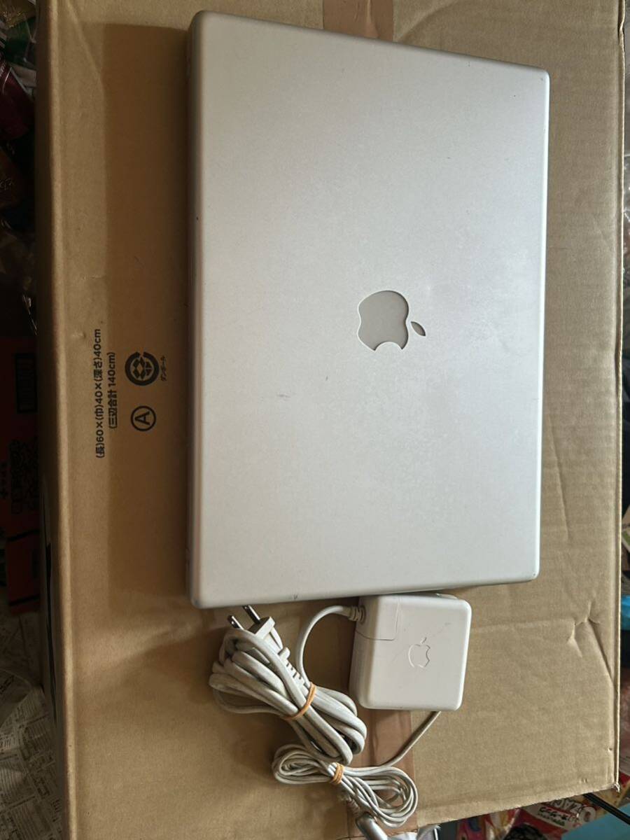 Apple powerbook G4 ジャンクの画像1