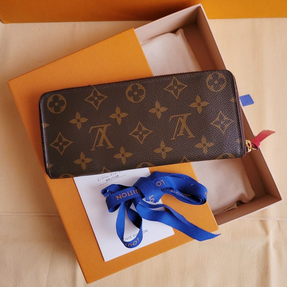 【極美品】ルイヴィトン モノグラム ジッピー クレマンス 長財布 LOUIS VUITTON ポルトフォイユ 【極美品】ルイヴィトン モノグラム ジッピー クレマンス 長財布 LOUIS VUITTON ポルトフォイユ