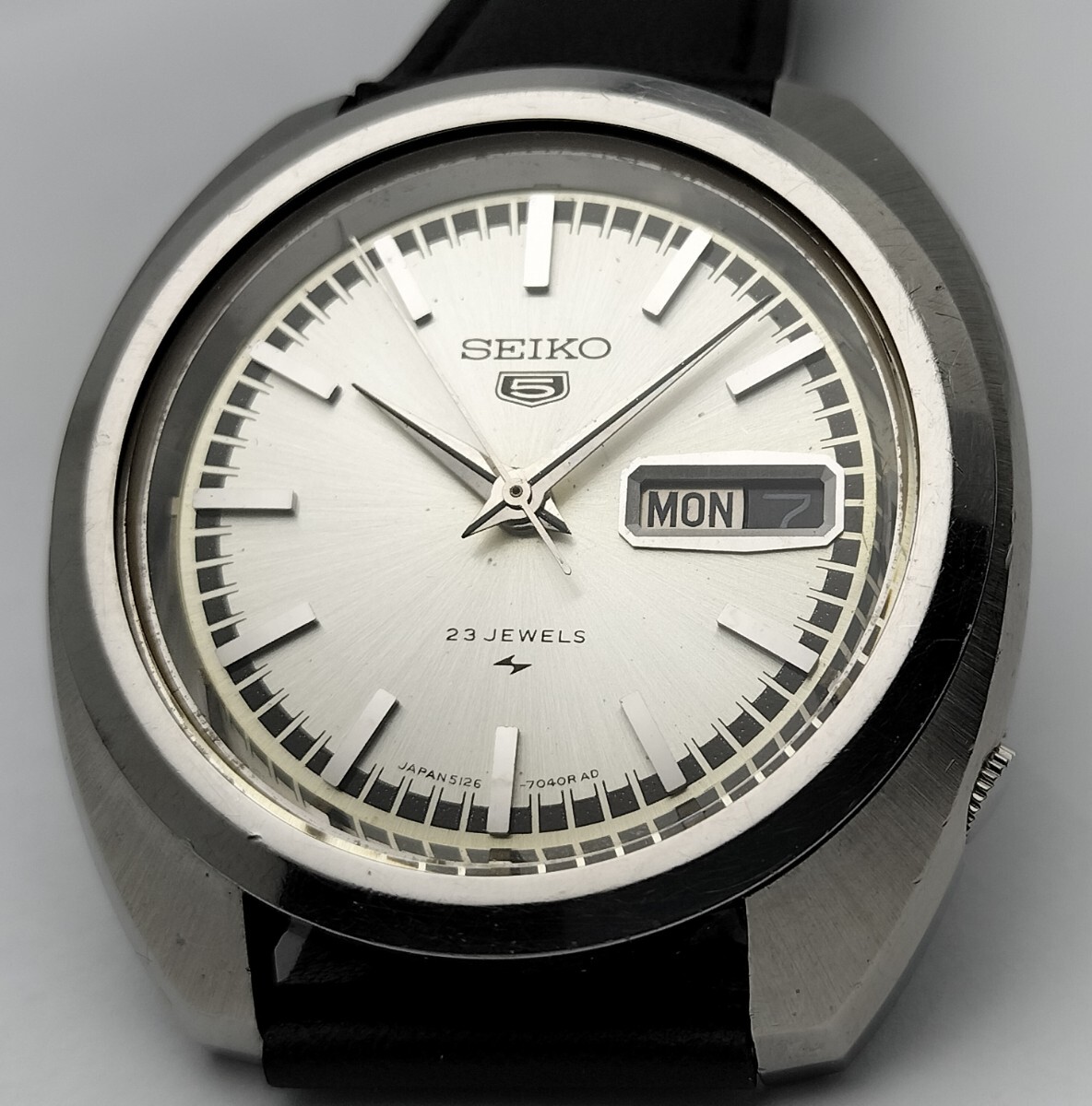 紳士用 セイコー ファイブ 自動巻き腕時計 5126キャリバー  新品純正クリスタルガラス交換済 1968年製 の画像3