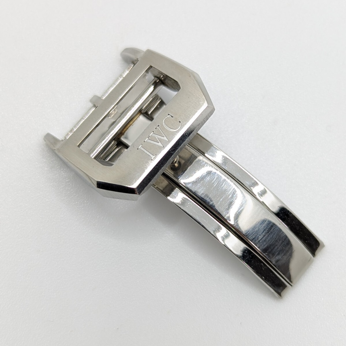Yahoo!オークション - IWC 純正 Dバックル 18mm サイズ Yahoo!オークション - IWC 純正 Dバックル 18mm サイズ