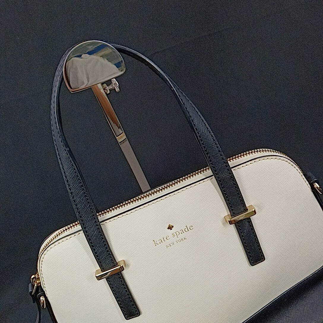 O $【商品ランク:B】 ケイトスペード kate spade ゴールド金具 ロゴデザイン ハンドバッグ 手提げ トート 婦人鞄 ホワイト × ネイビー 系の画像5