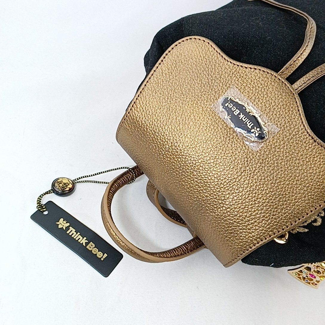 L ×[ commodity rank :B] sink Be Think Bee! embroidery total pattern Logo metal charm attaching one part leather rucksack Day Pack woman bag black group 