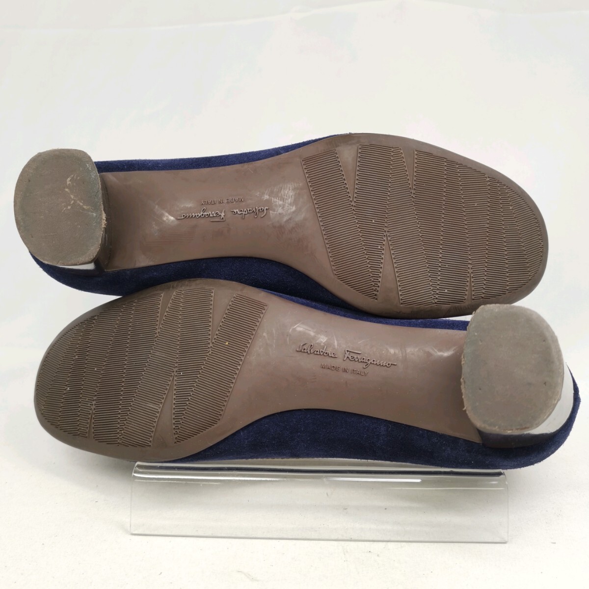 B #【商品ランク:B】 サルヴァトーレ フェラガモ Salvatore Ferragamo ヴァラ ラウンドトゥ パンプス レディース シューズ 婦人靴の画像8