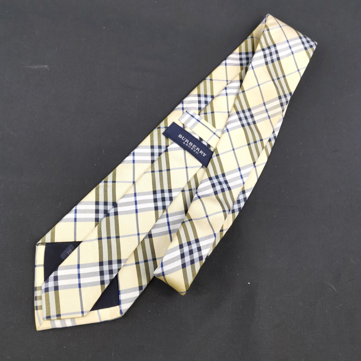 117 ×【商品ランク:B】バーバリー BURBERRY ノバチェック 総柄 シルク 100％ ネクタイ 長さ 146cm メンズ 紳士 服飾小物 日本製 黄色系の画像5