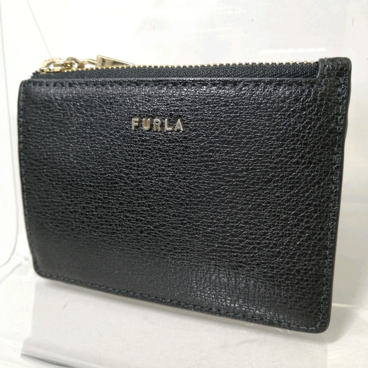 A Φ[ commodity rank :B] Furla FURLA Logo metal Gold metal fittings leather key ring attaching Pas / card-case business card / ticket holder black black series 