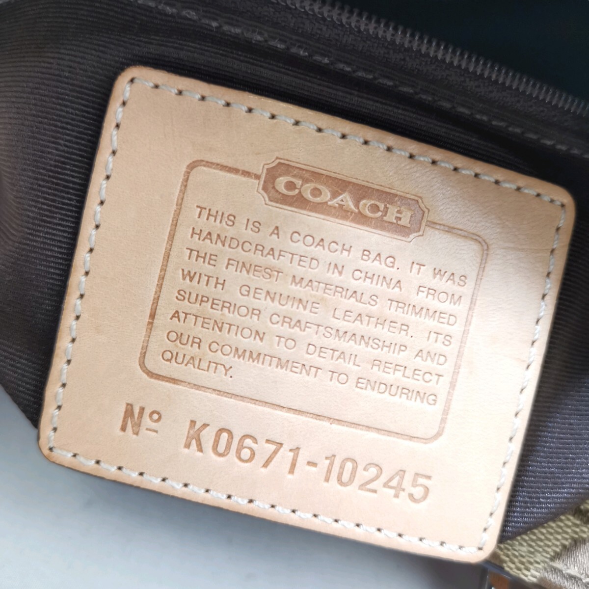 M #【商品ランク:B】 コーチ COACH シグネチャー 総柄 ロゴチャーム付 セミショルダー 手提げ 肩掛け トートバッグ ブラウン系_画像8