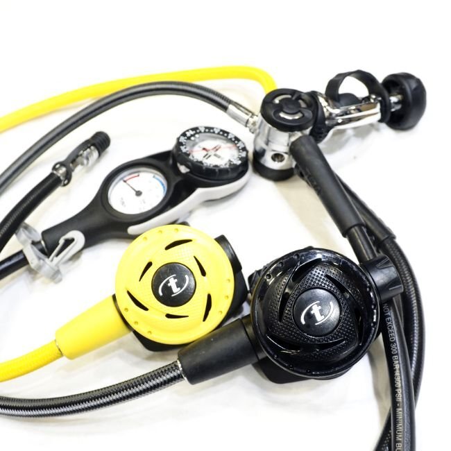 TUSA ツサ スキューバープロ レギュレーター ホース ダイビング 残圧計 TUSA ツサ スキューバープロ レギュレーター ホース ダイビング 残圧計