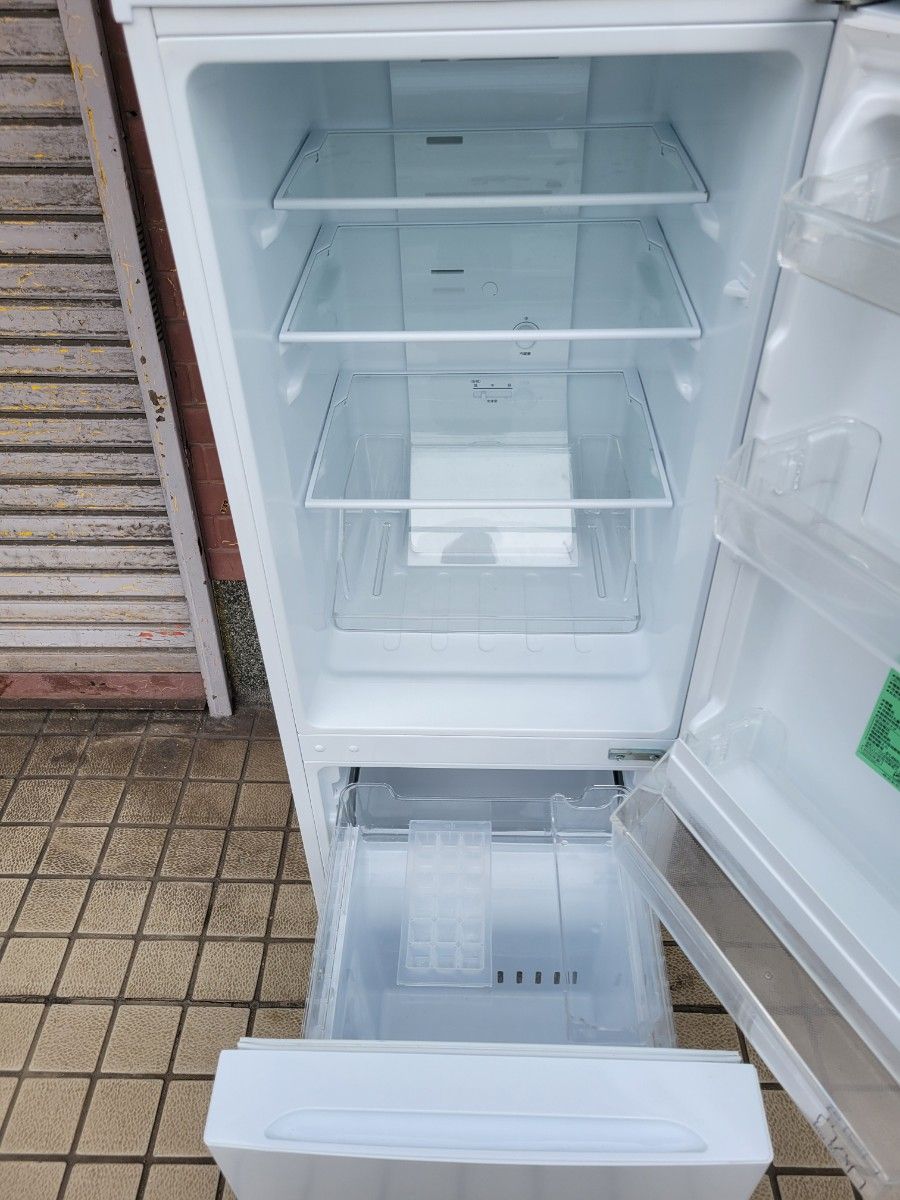 Amazon.co.jp: ヤマダ電機 2ドア冷蔵庫 (156L・右開き) ホワイト Amazon.co.jp: ヤマダ電機 2ドア冷蔵庫 (156L・右開き) ホワイト