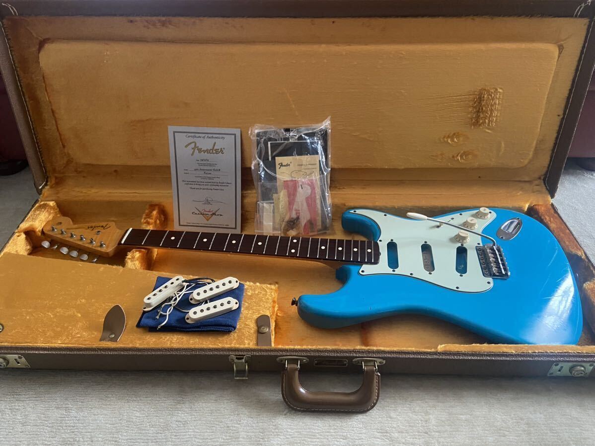 Fender Custom Shop 1960 Stratocaster Relic Faded Taos Turquoise フェンダー カスタムショップ ストラトキャスター の画像1