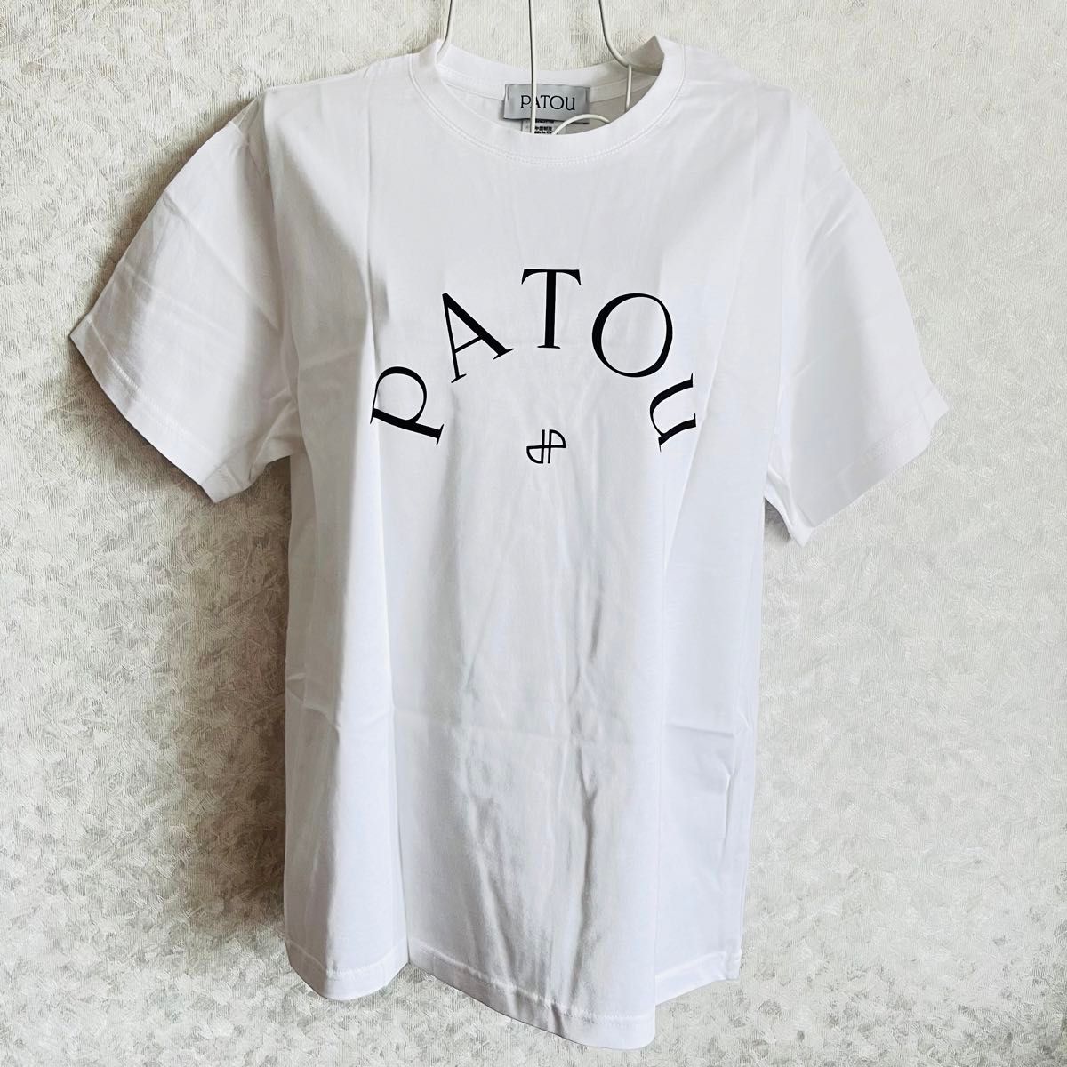 【未使用品】PATOU ロゴTシャツ　半袖　ホワイト　パトゥ　　Sサイズ　夏服 綿100%