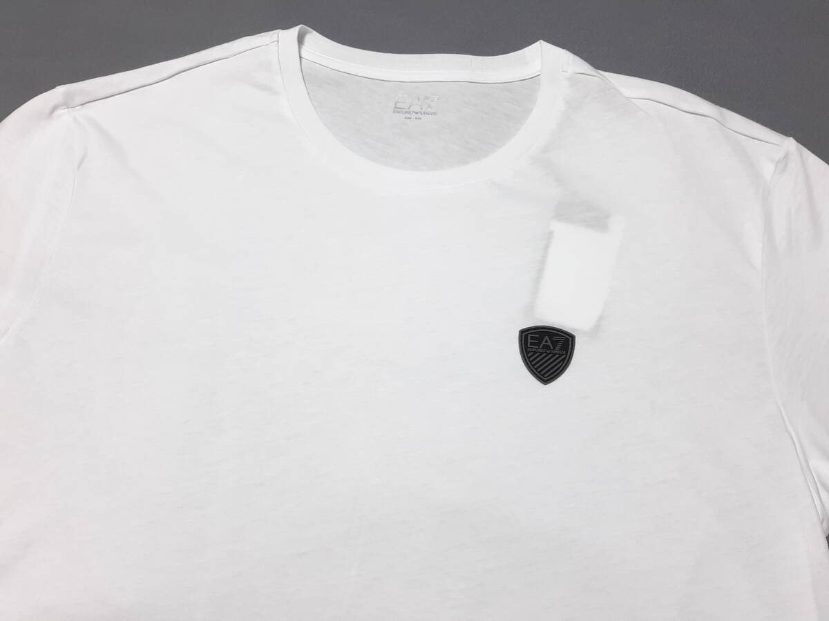 [新品] EA7 / EMPORIO ARMANI　ロゴパッチ付きとなる【メンズ・ジャージ半袖Tシャツ】◆2023年春夏モデル　サイズ：XXL(54相当)　◆色：白_画像3