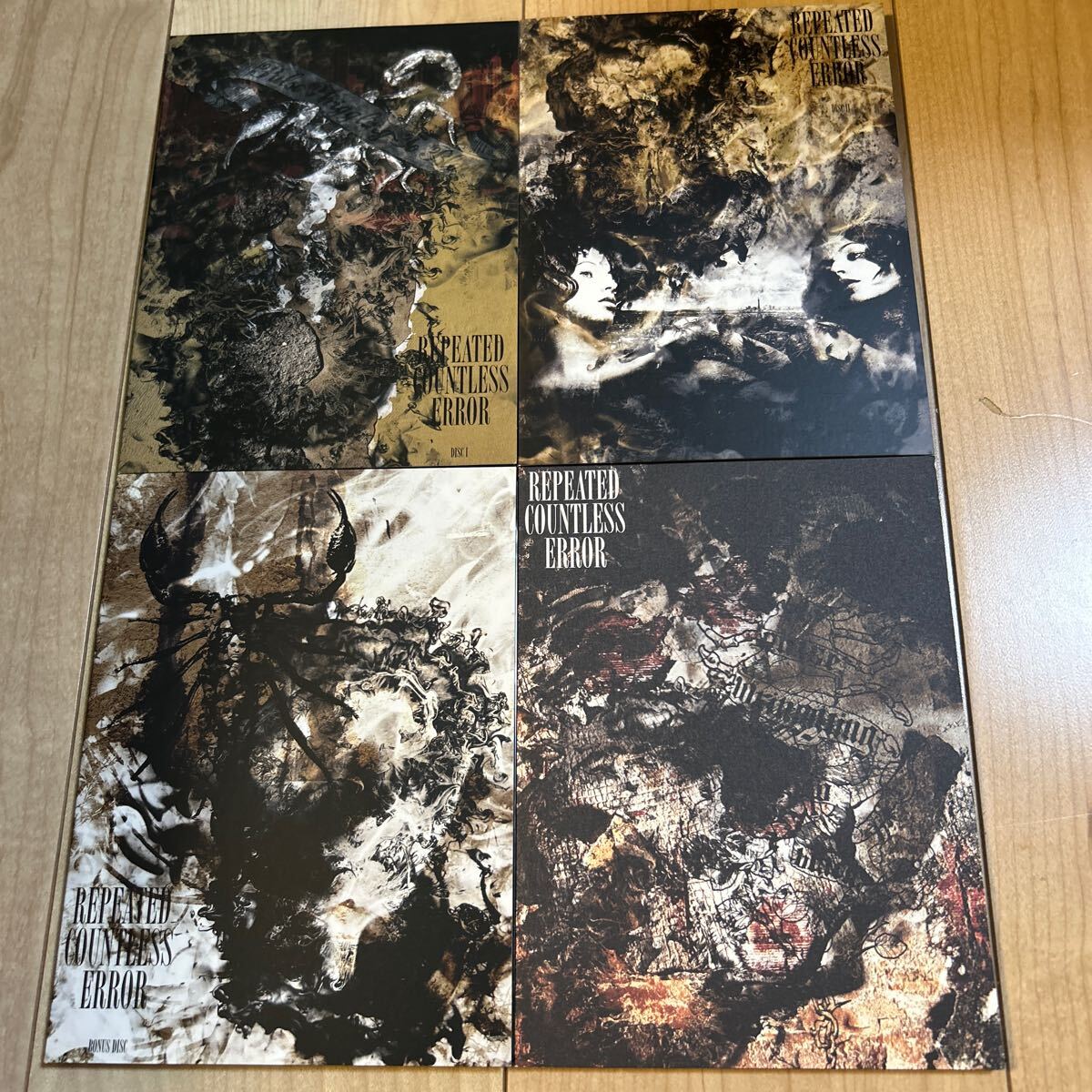 the GazettE「TOUR 2007-2008 STACKED RUBBISH GRAND FINALE REPEATED COUNTLESS ERROR IN 国立代々木競技場第一体育館」初回限定盤 3DVD_画像2