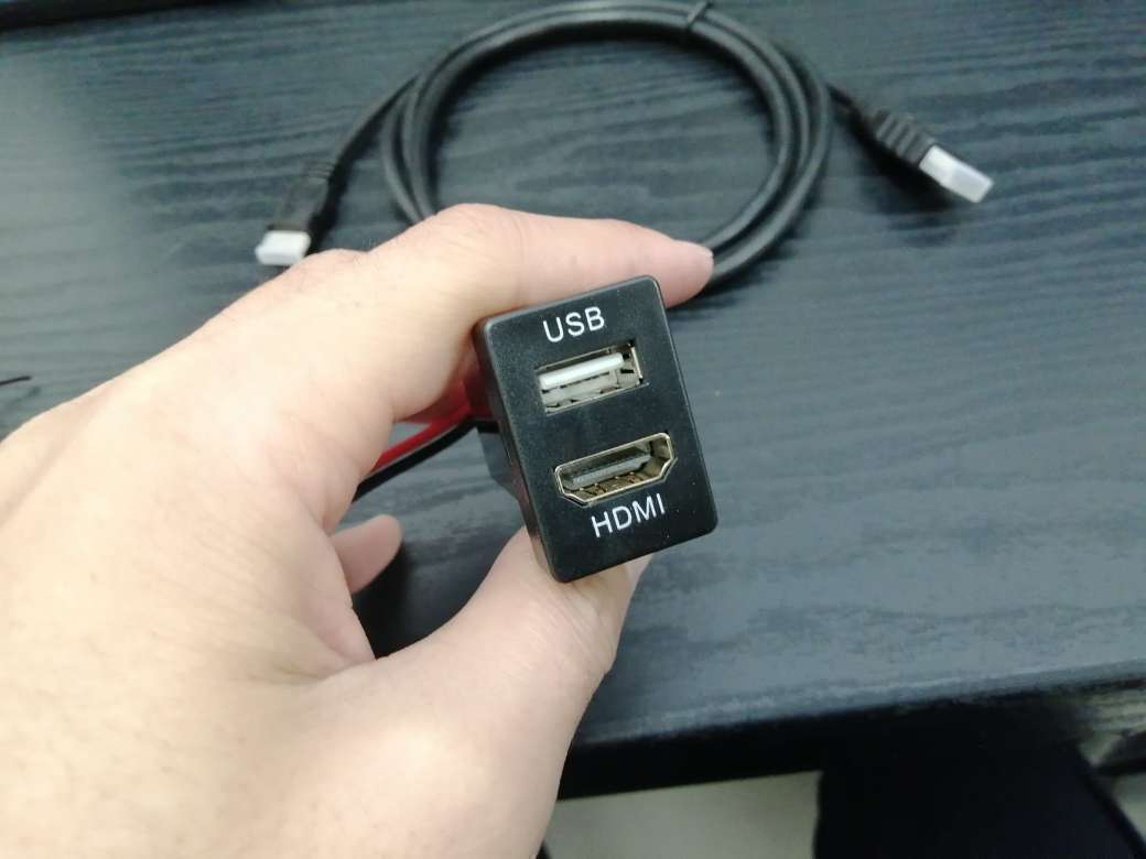 HDMI/USB ポート トヨタ Aタイプ スイッチ ホール パネル スマホ ナビ 充電器 30系 20系 アルファード ヴェルファイア 他 / 134-52 NG*_画像3