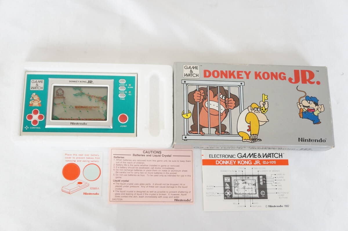 ③ 動作品 Nintendo 任天堂 DONKEY KONG JR. ドンキーコングJR. DJ-101 GAME&WATCH ゲームウォッチ 箱 取説付き 4804196011の画像1