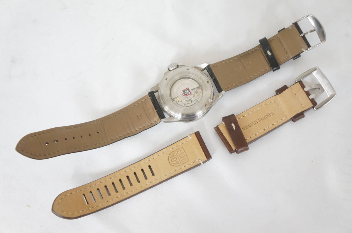 LUMINOX ルミノックス 1800/S1 デイデイト 裏スケ メンズ 自動巻き 腕時計 レザーベルト付き 8504123711の画像6