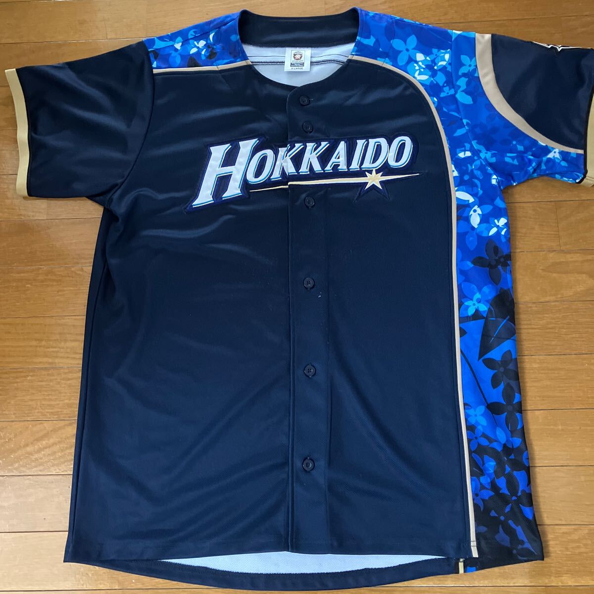 日本ハムファイターズ　ユニフォーム　ＸＬ　WE LOVE HOKKIDO 2021 fanatics製_画像1