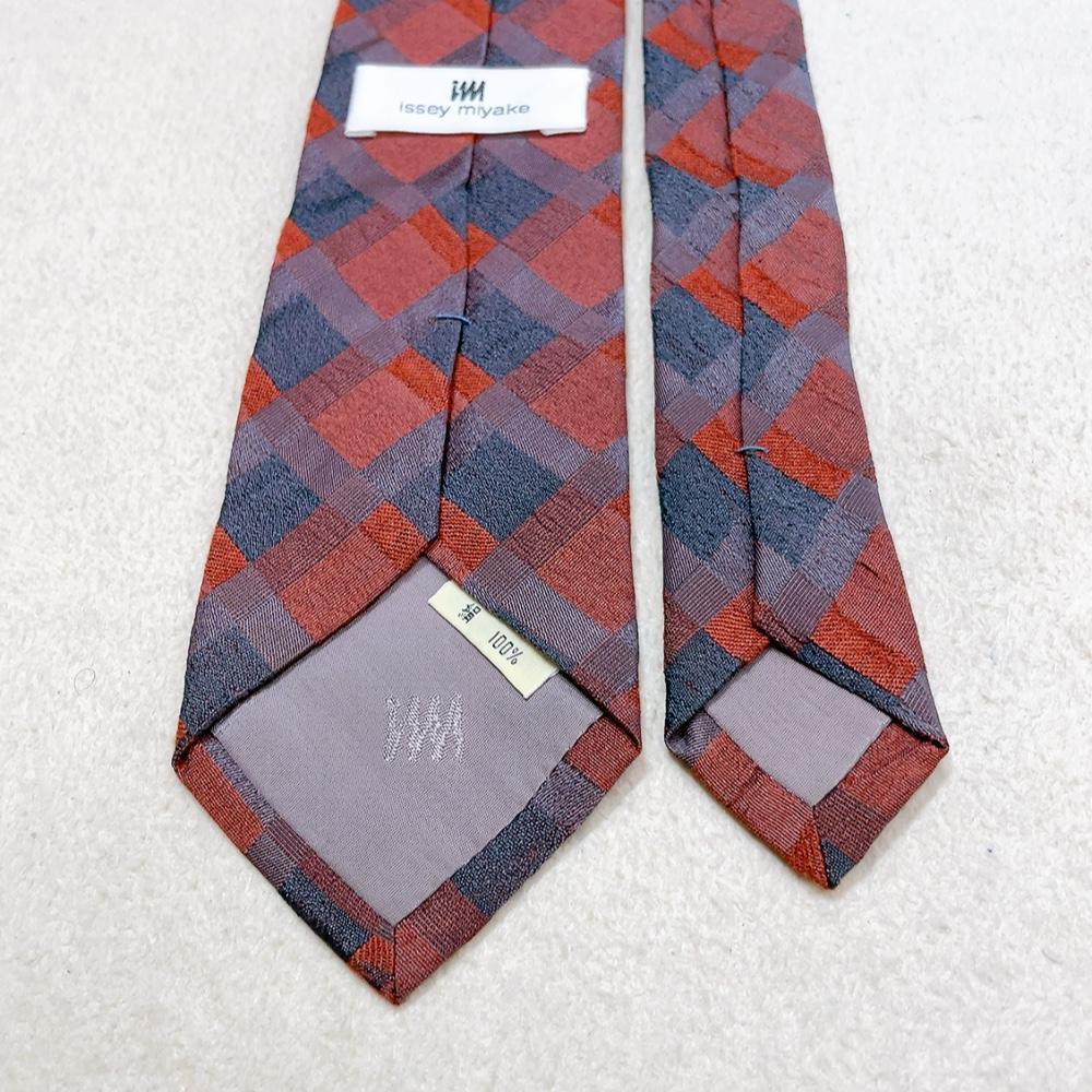 issey miyake Issey Miyake necktie silk 100% men's office suit feeling of luxury brand one Point Logo silk 100% made in Japan M23
