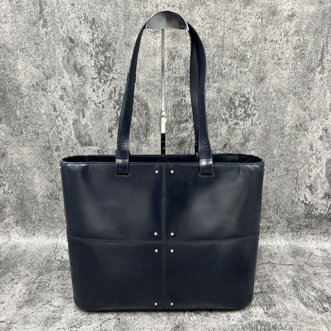 [ regular price 15 ten thousand jpy ] beautiful goods Tod's A4 tote bag shoulder .. handbag business bag navy men's high capacity independent studs popular 