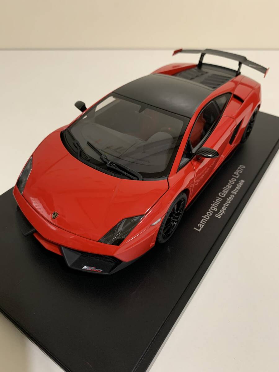 オートアート　1/18　ランボルギーニ　ガヤルド　LP570　スーパートロフェオ　ストラダーレ　レッド_画像3