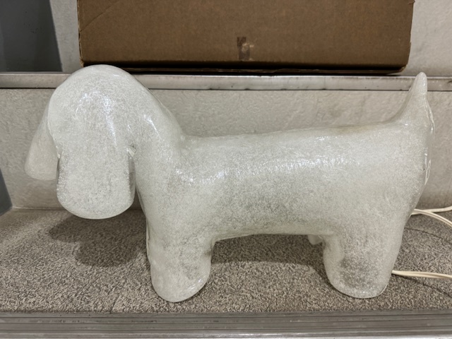 【送料無料】イワタガラス 岩田硝子 犬型ランプ テーブルライト 照明 箱付きの画像2