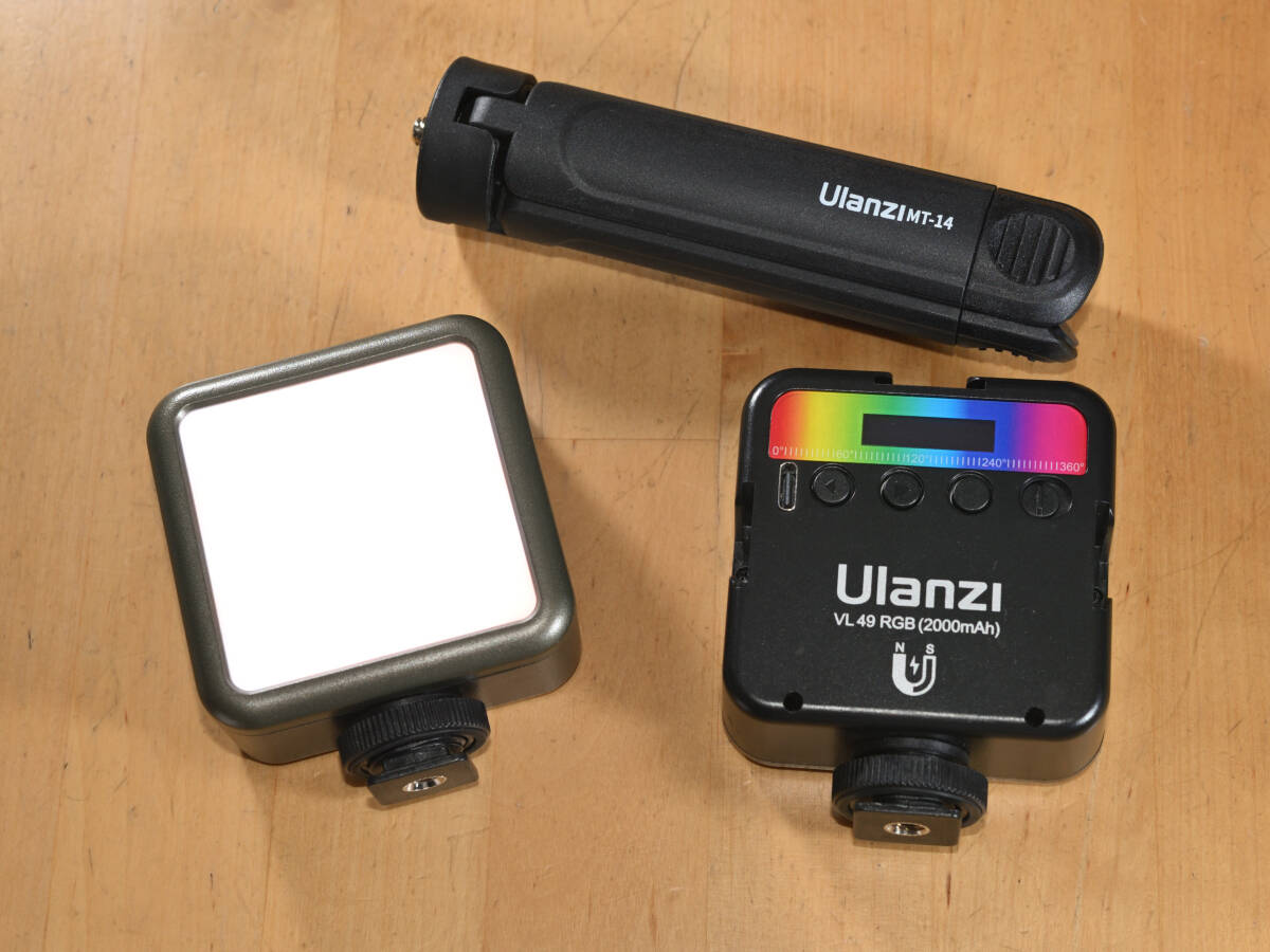 Ulanzi VL49 RGB撮影ライト(二台)+MT-14三脚付き LED 2000mAh USB充電式 ビデオ CRI95+の画像1