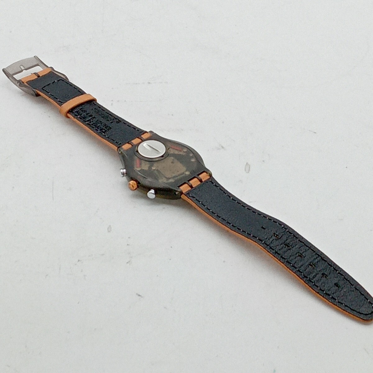 夏本3月No.122 腕時計 swatch スウォッチ 動作未確認 レザーベルト ブラウン系 文字盤 ブランド時計 メンズ の画像9